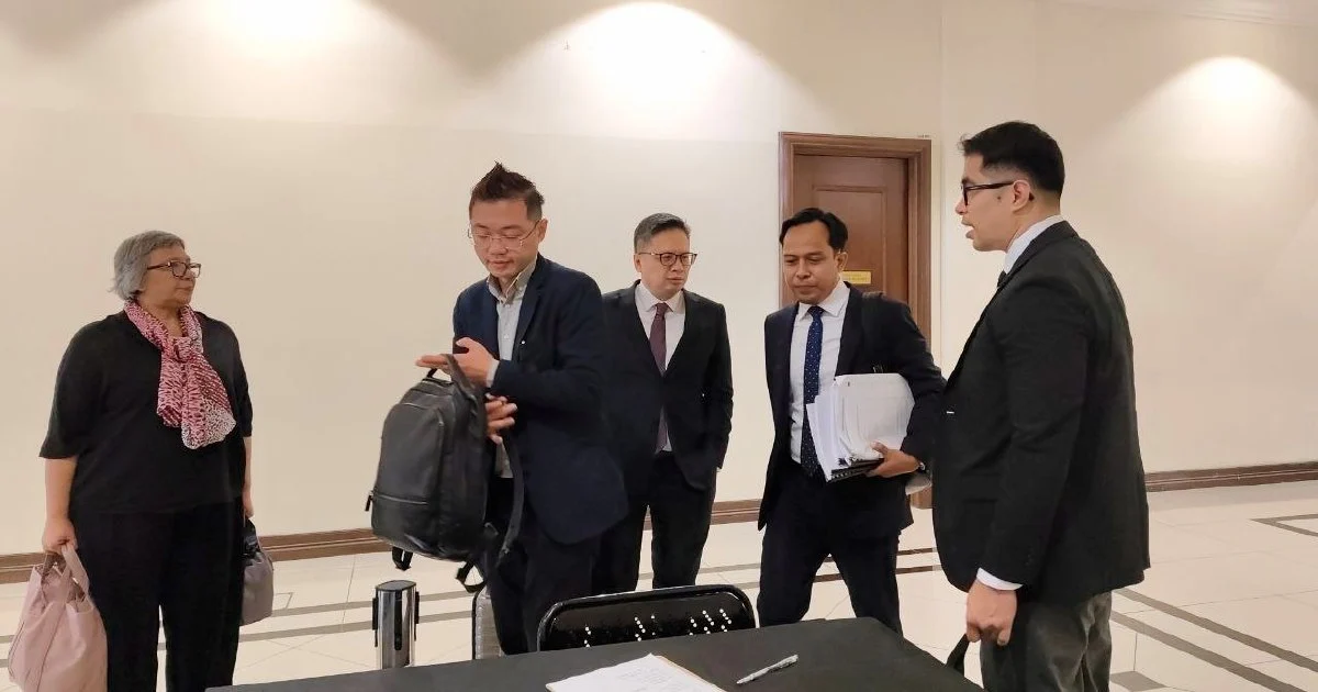 Zara Qairina Mahathir's Personal Writings Show No Signs of Fractured Ties with Mother, Court Told