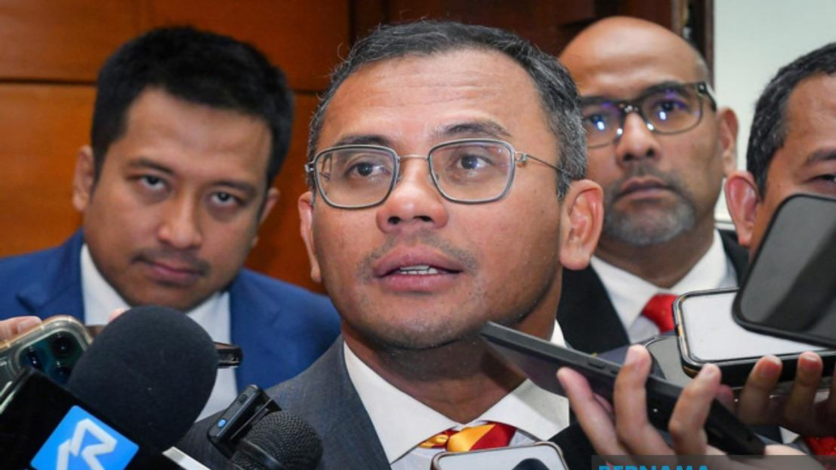 Local Complicity Undermining Immigration Enforcement, Says Selangor MB