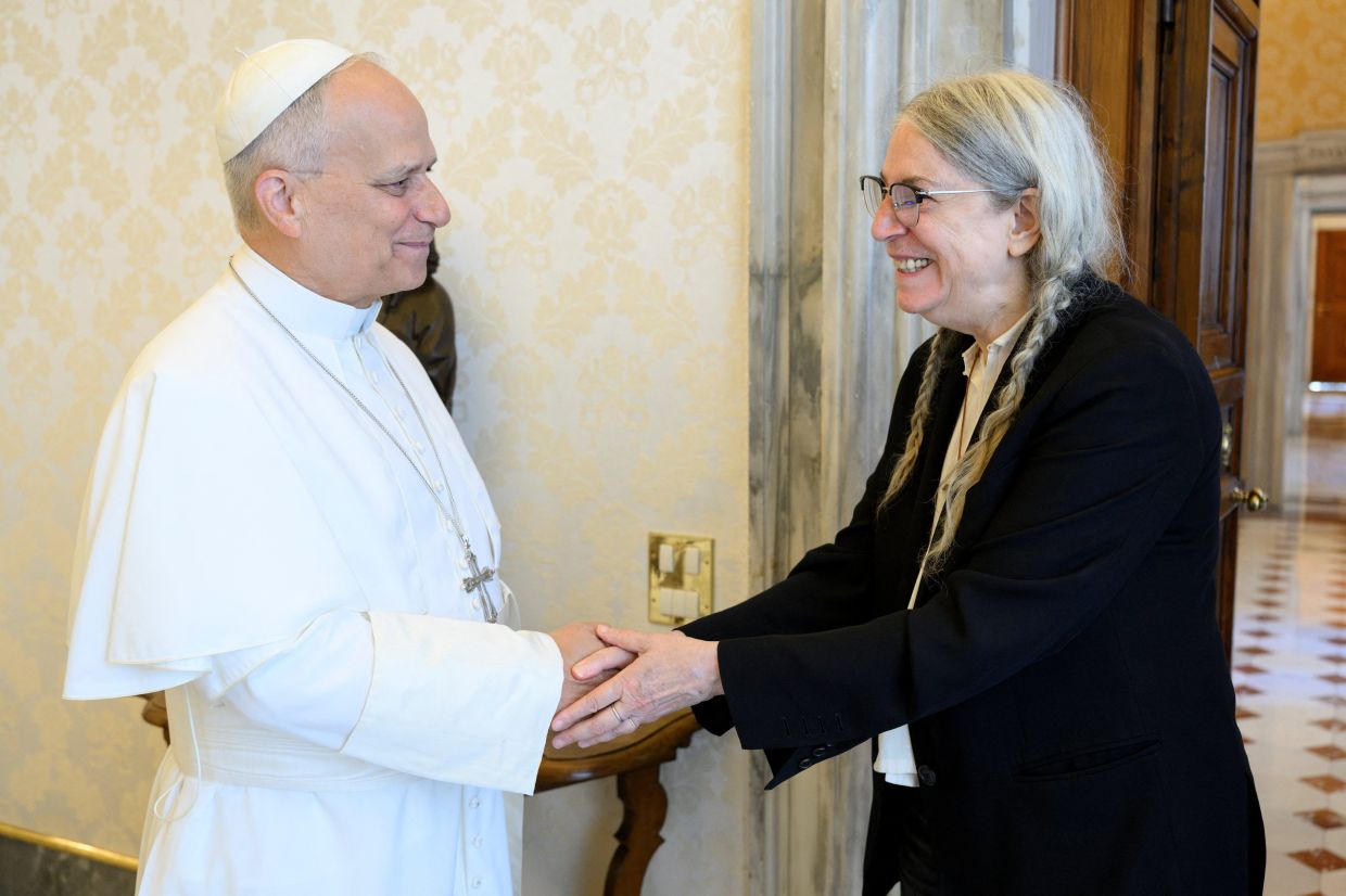 Patti Smith's Vatican Encounter: How a Rock Legend Found Common Ground with Pope Leo XIV