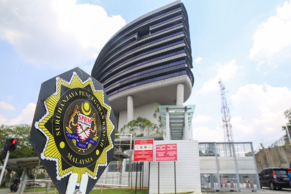 MACC Detains Additional Five Immigration Officials in MyIMMs Data Breach Probe