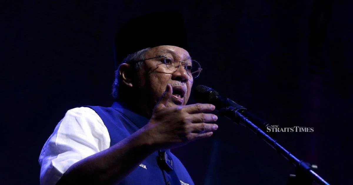 Annuar calls for restraint in Bersatu as Perikatan Nasional strains worsen