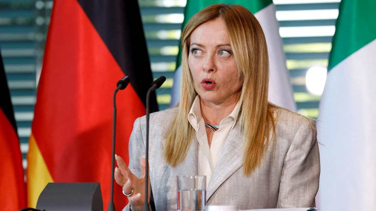 Meloni Pushes for Migrant Processing Hubs Beyond EU Borders, Drawing Wider European Support