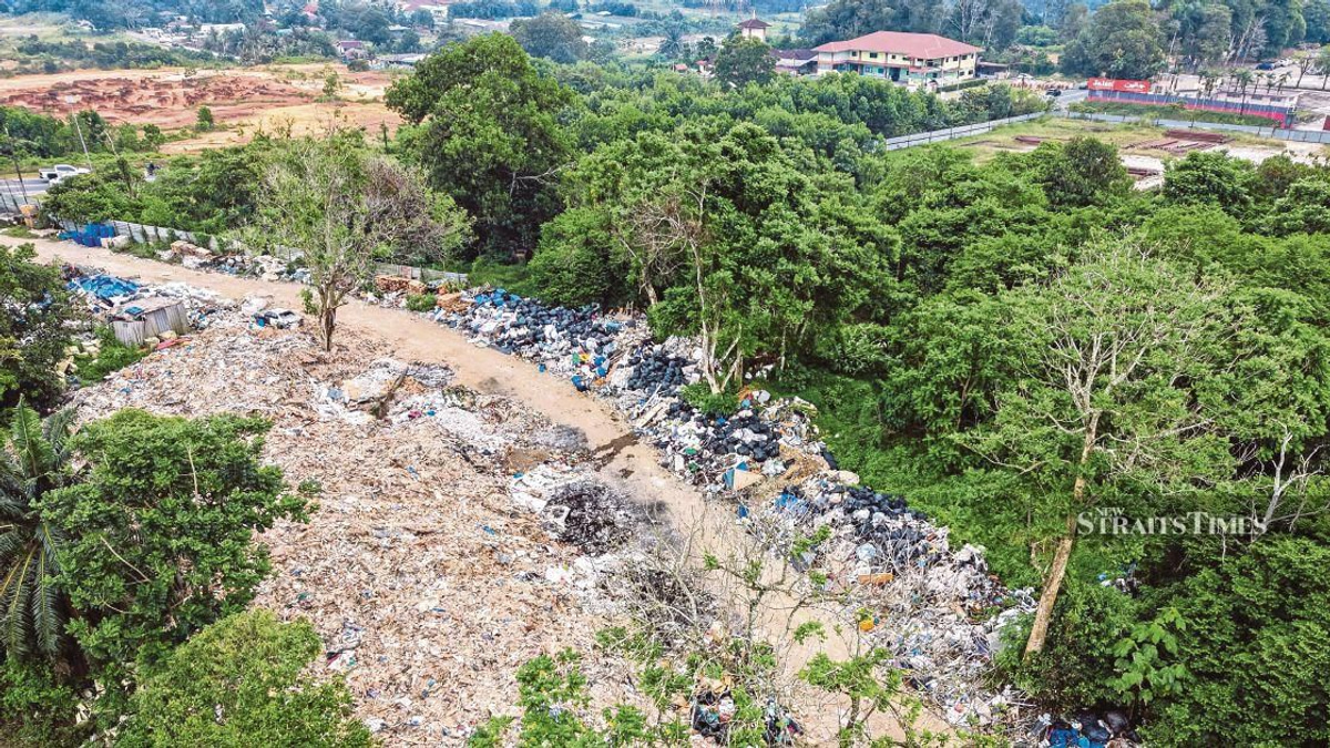 Johor to establish multi-agency task force over alleged Singapore construction waste dumping in Pontian