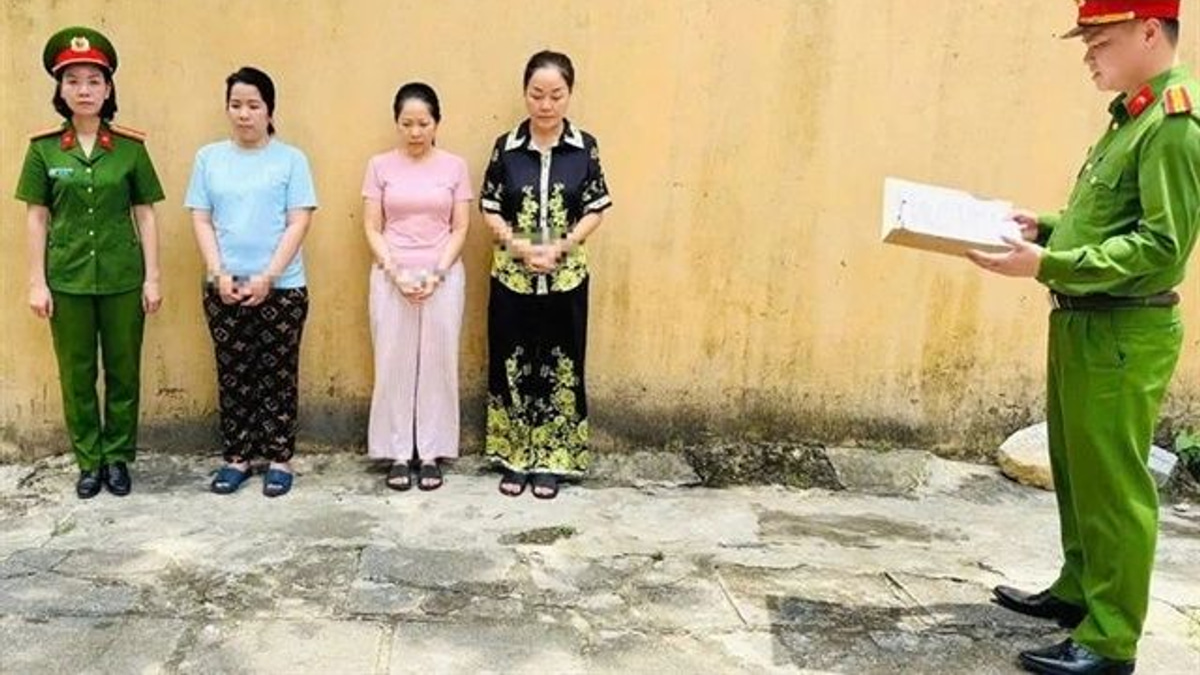 Vietnam expands diamond smuggling crackdown with charges against jewellery shop owners