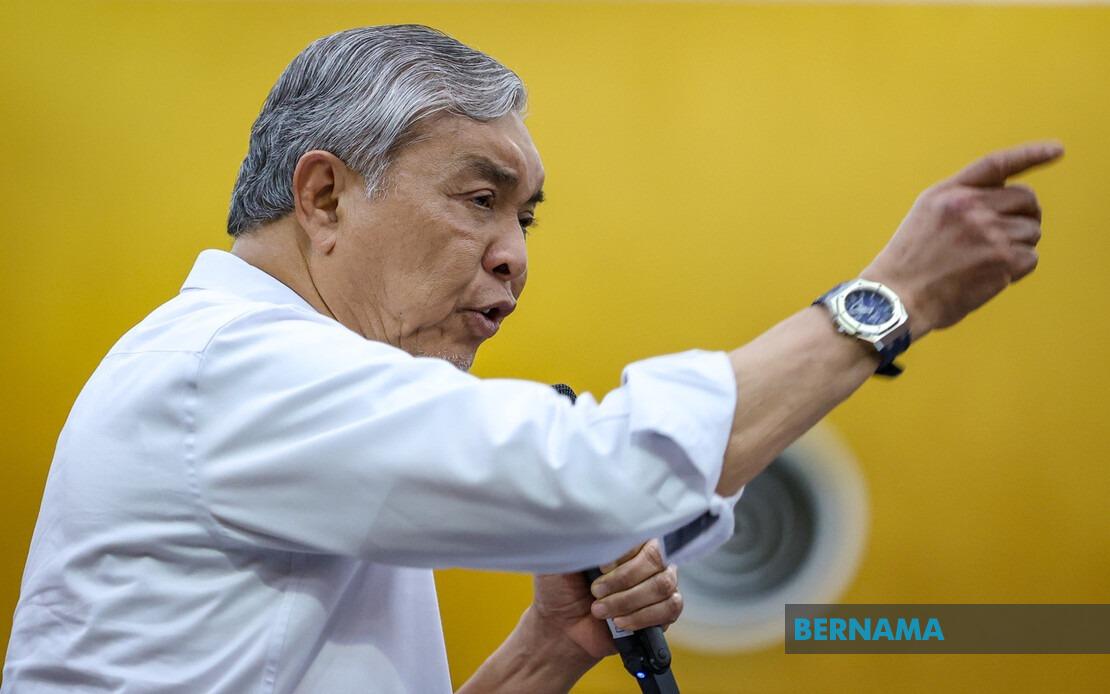 Ahmad Zahid Pushes Formal Political Education for University Student Leaders