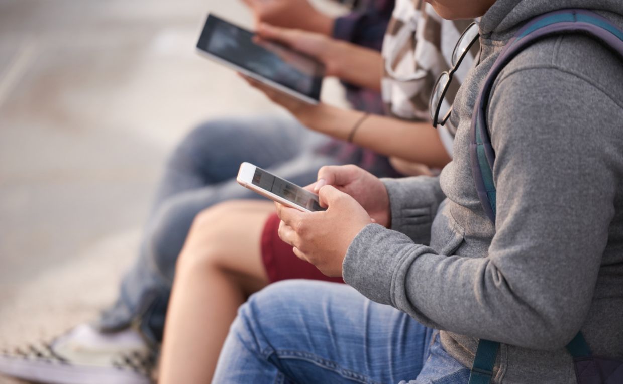 Global Push to Restrict Children's Social Media Use Gains Momentum Despite Implementation Hurdles