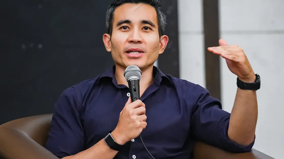 Malaysia's Next General Election Unlikely to Offer Bold Visions, Says Former Umno Communications Head