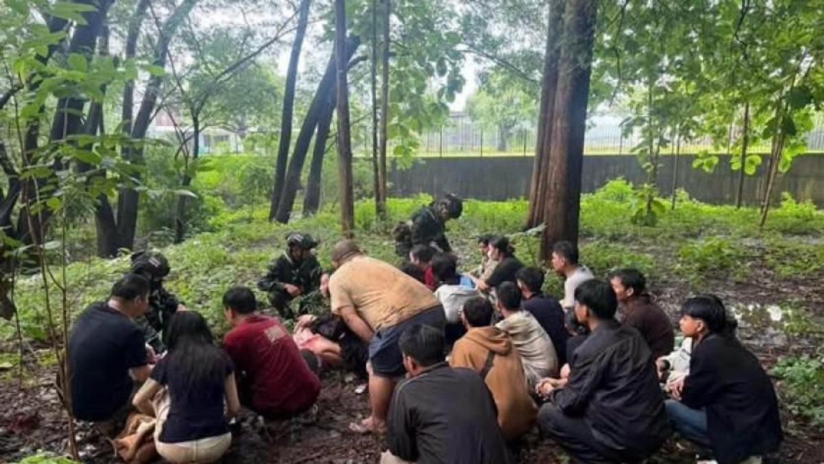 Thai authorities arrest 20 Myanmar nationals for illegal border crossing at Mae Sot