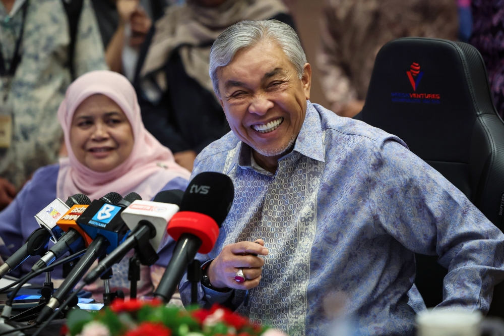 Zahid Reaffirms BN's Commitment to Unity Government Through End of Parliament Term