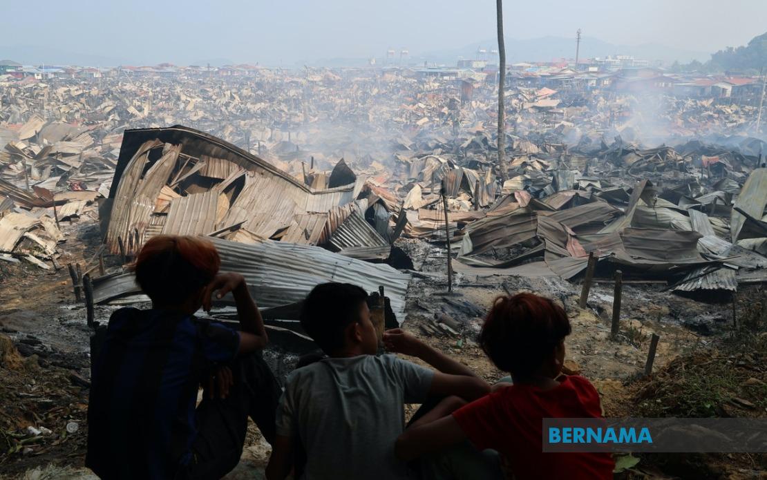 Sabah Allocates RM3,000 Per Household for Kampung Lok Buta Fire Victims