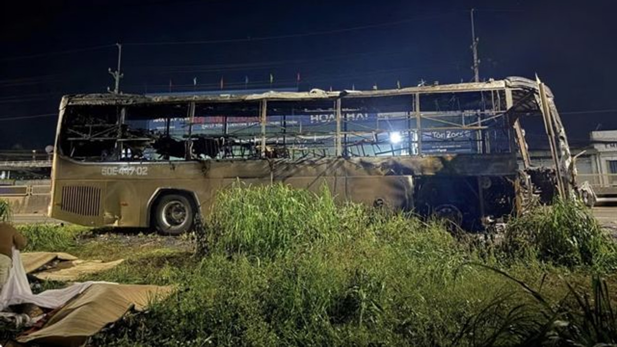 Seven killed in sleeper bus fire on Vietnam's National Highway 1