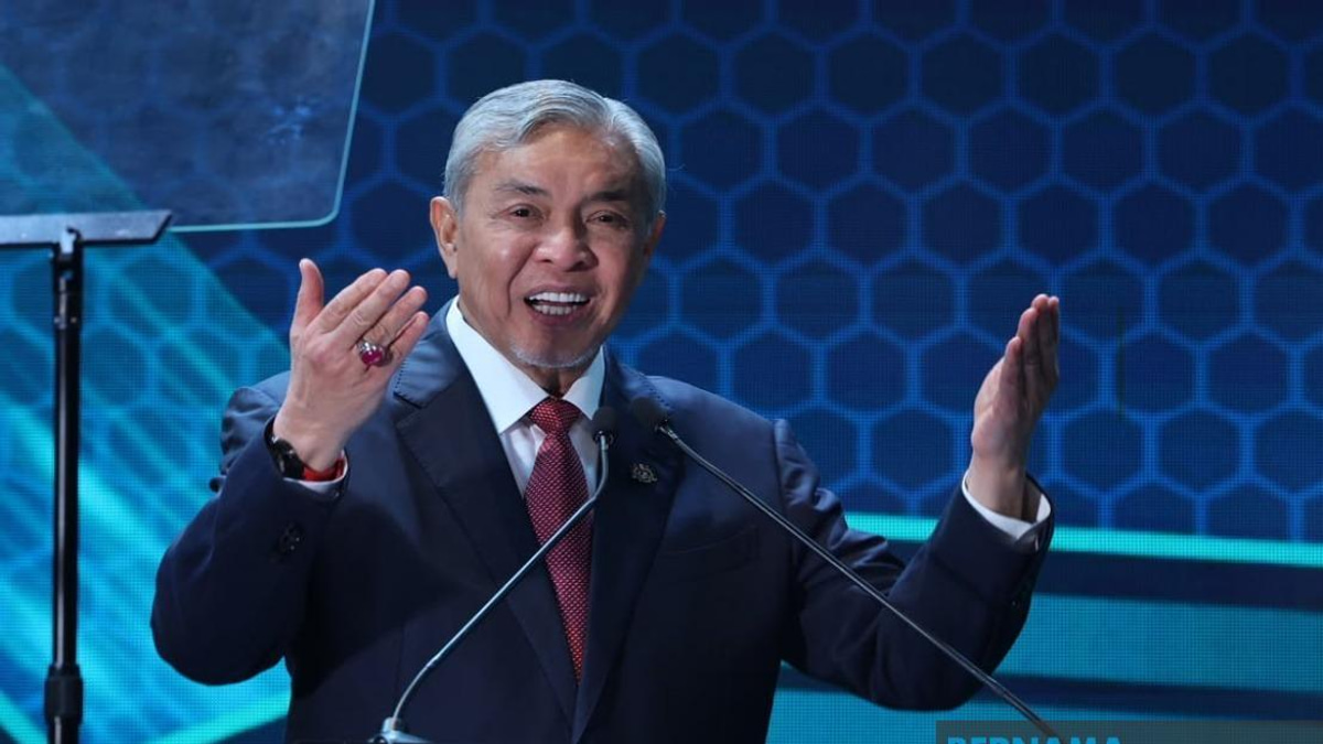 Immigration Department Must Drive Economic Growth While Bolstering Security, Says Deputy PM Ahmad Zahid