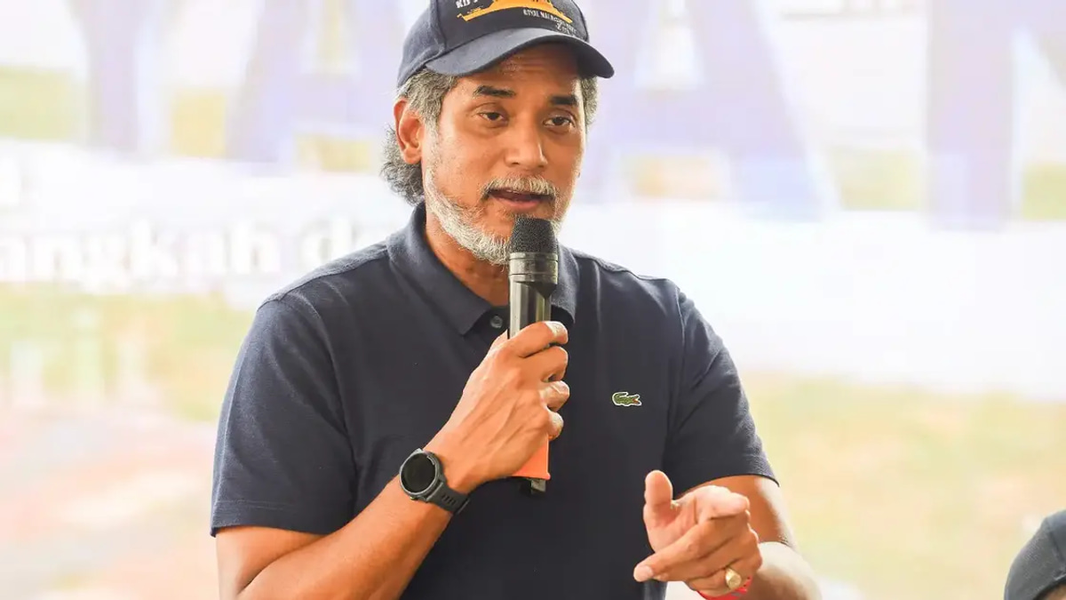 Khairy Accuses Pakatan Harapan of Recycling Barisan Nasional Policy Ideas