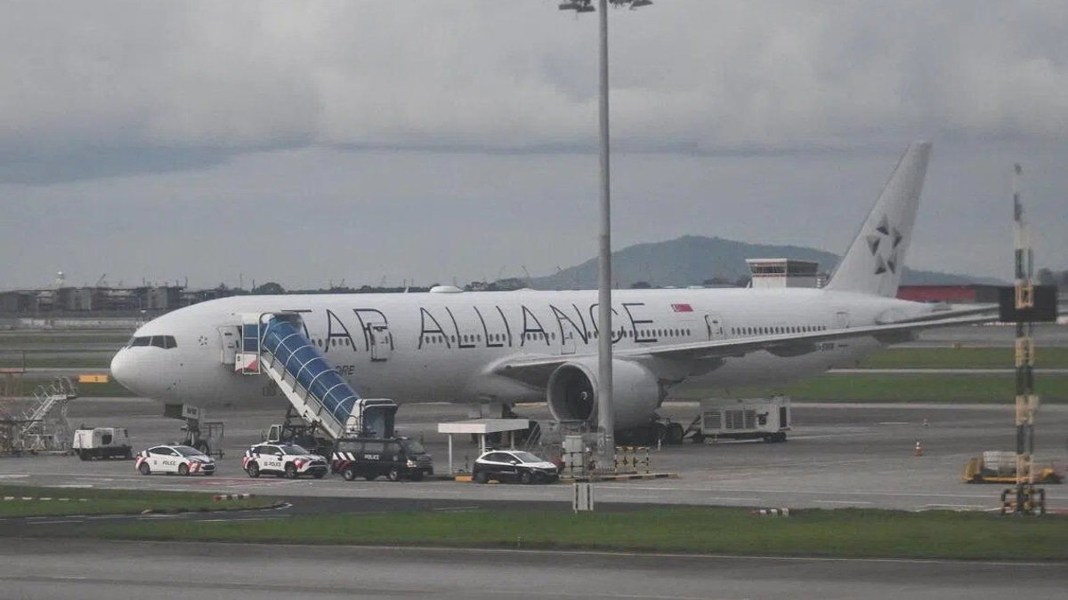 Widow of British man who died on turbulent SIA flight launches High Court damages claim