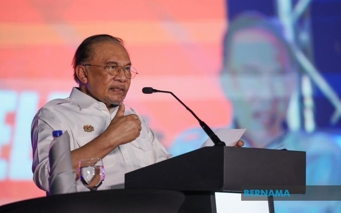 Anwar Calls on FELDA To Strengthen Governance Standards and Learn From Organisational Failures