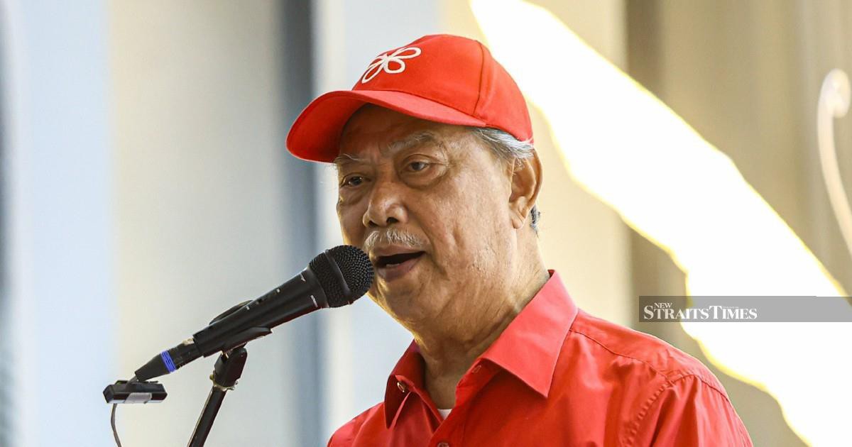 Muhyiddin Breaks Silence on Bersatu Crisis, Claims Conspiracy to Oust Him