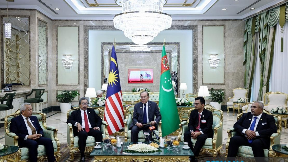 Anwar's Turkmenistan Visit Strengthens Malaysia-Central Asia Energy Ties