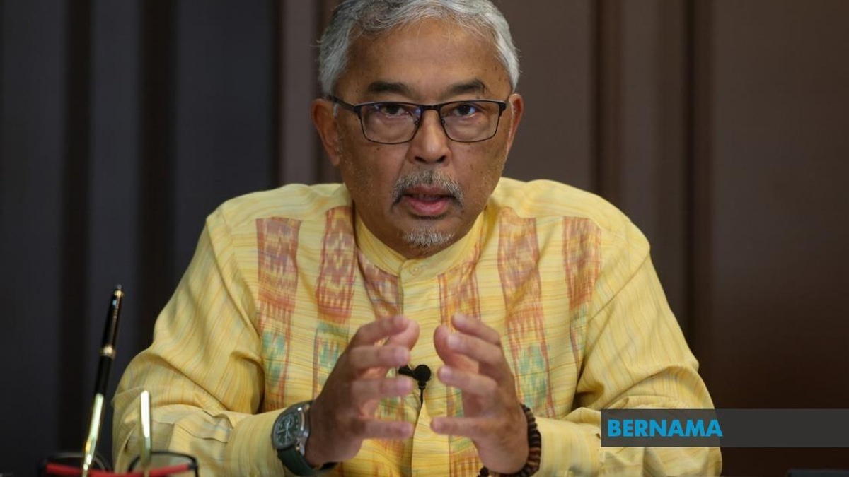 Pahang Sultan Orders Urgent Safety Assessment of Ageing Trees Across State