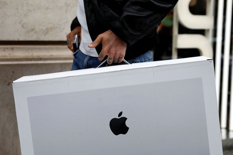 Apple Reclaims Crown as World's Most Valuable Company, Signalling Shift in AI Investment Strategy