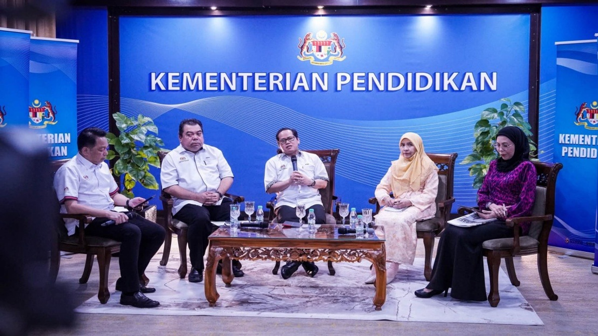 Malaysia's Education Ministry Rolls Out Sweeping Student Protection Policy Across All Schools