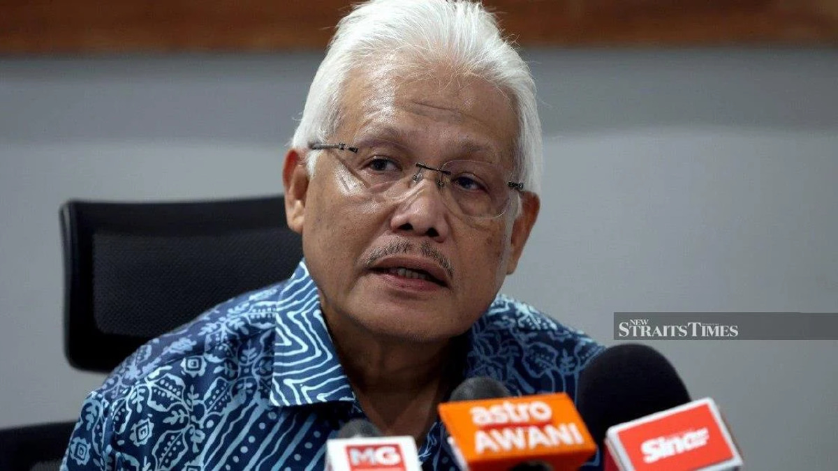 Hamzah Zainudin's Parti Wawasan Negara Seeks Role as Mediator Between Pas and Umno