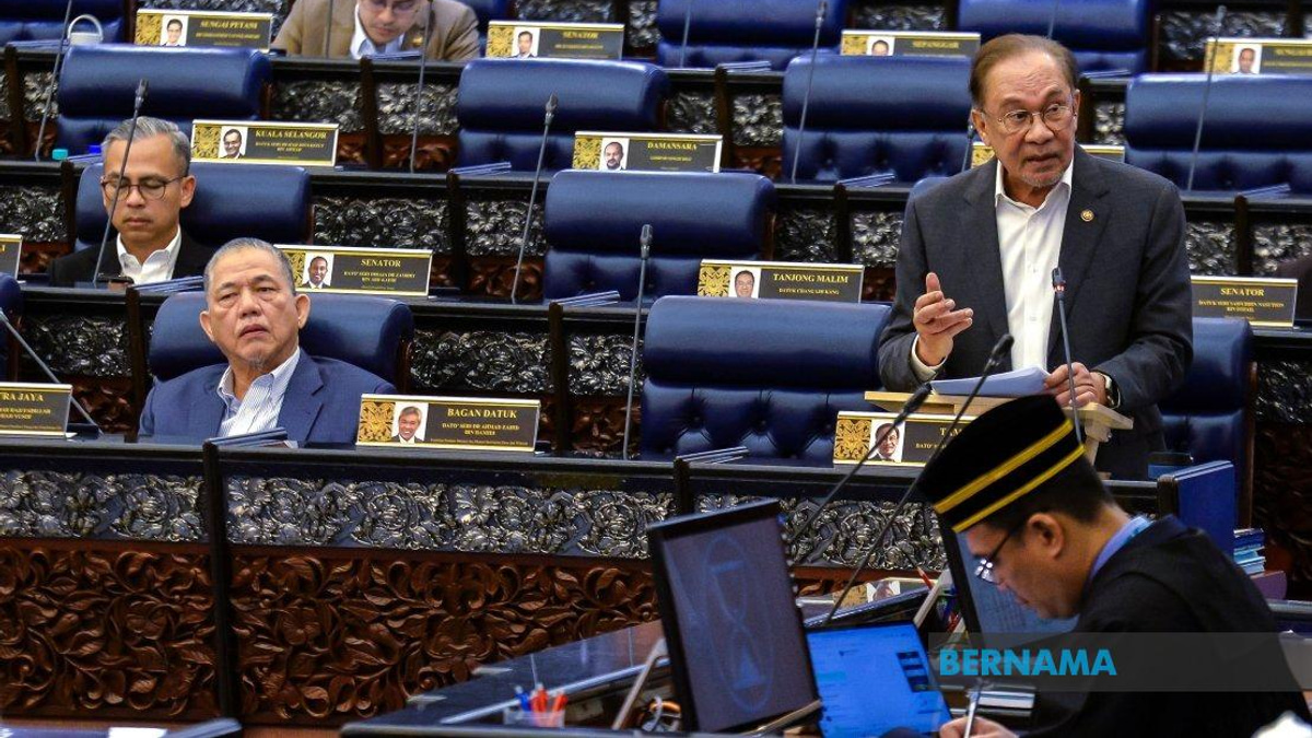 Federal Allocations Determined by State Needs, Not Tax Revenue, Says PM Anwar