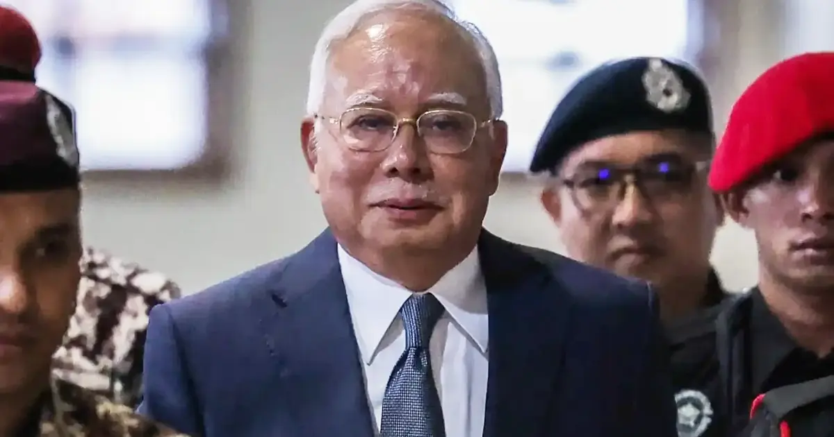 DAP Demands Clarity on MCA's Stance Amid Growing Pressure to Pardon Najib