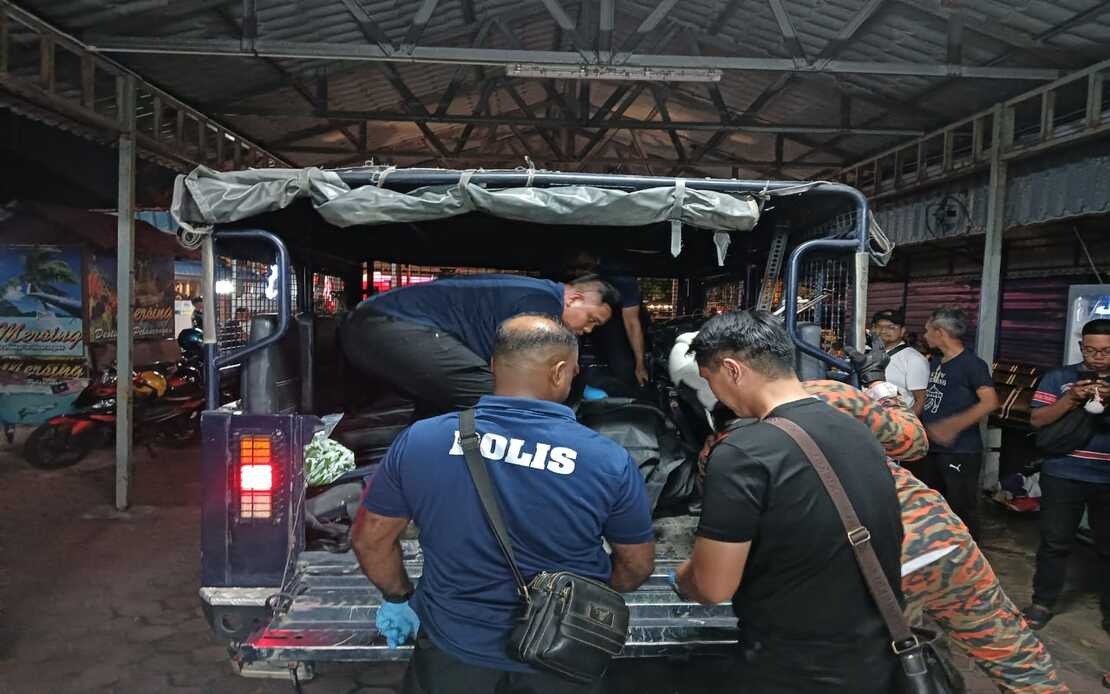 Two Killed, Four Injured in Boat Collision at Sungai Mersing Estuary