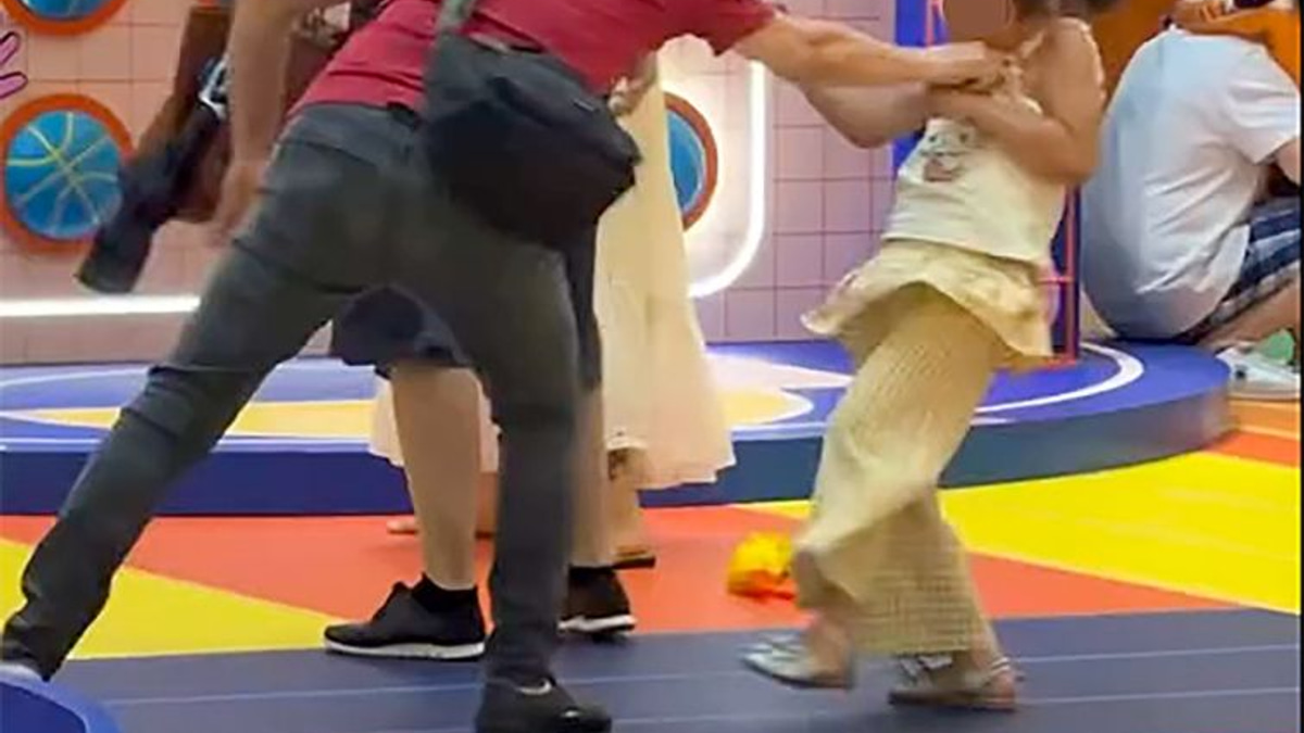 Two women arrested after altercation at Hong Kong shopping mall leaves child injured