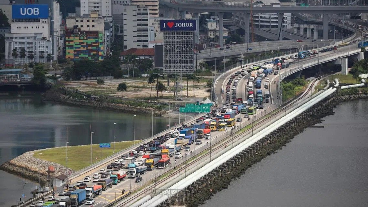 Singapore braces for congestion at Malaysia checkpoints during National Day weekend