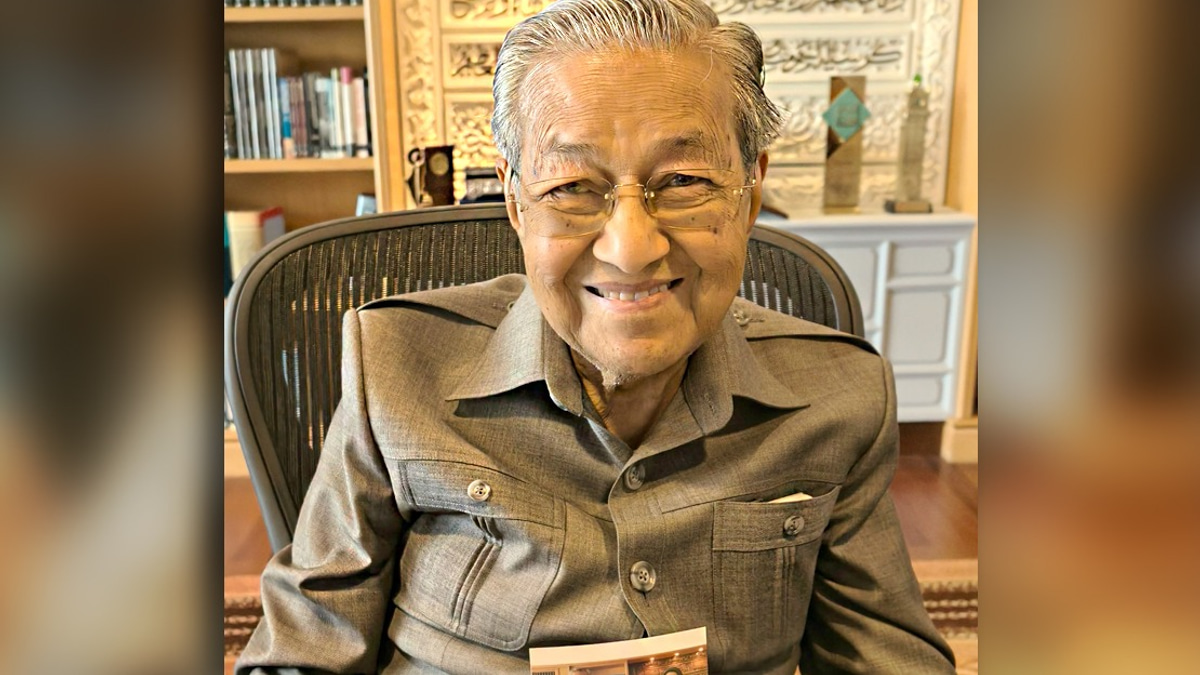 Cabinet Ministers Celebrate Dr Mahathir's Remarkable 101st Birthday