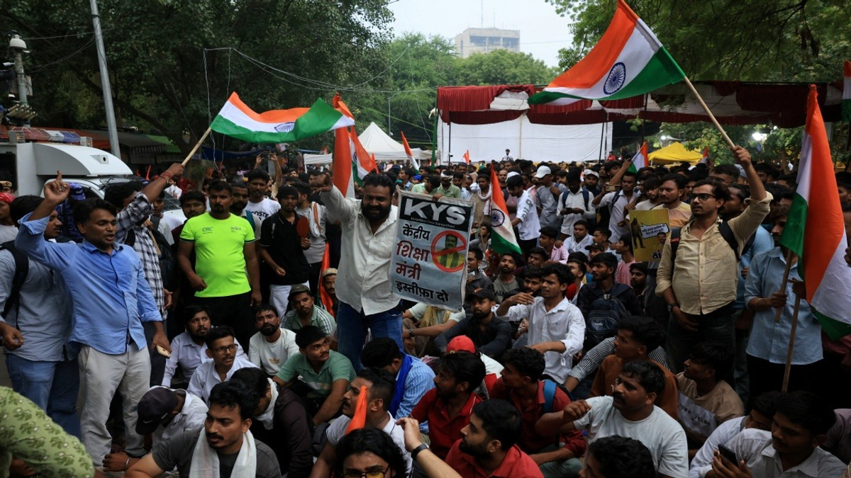 India's Youth Movement Demands Education Overhaul as Parliament Session Opens