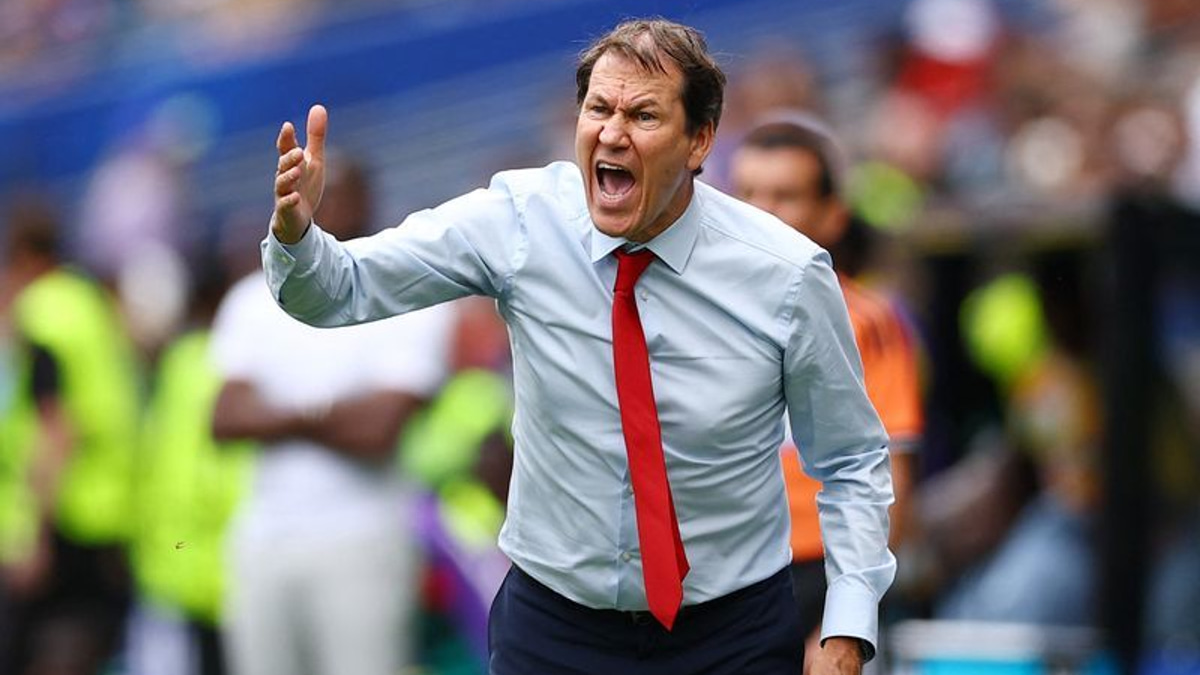Racial Stereotypes in Football Commentary Resurface at World Cup, Sparking Wider Debate on Media Bias
