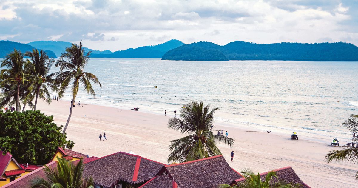 Langkawi falls short of promise, underutilising tourism potential, warns Dr Mahathir