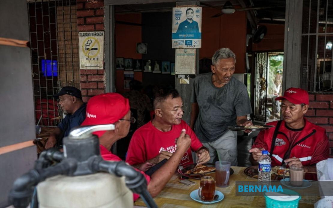 Johor Election Campaign Sparks Economic Revival for Street Vendors and Small Traders
