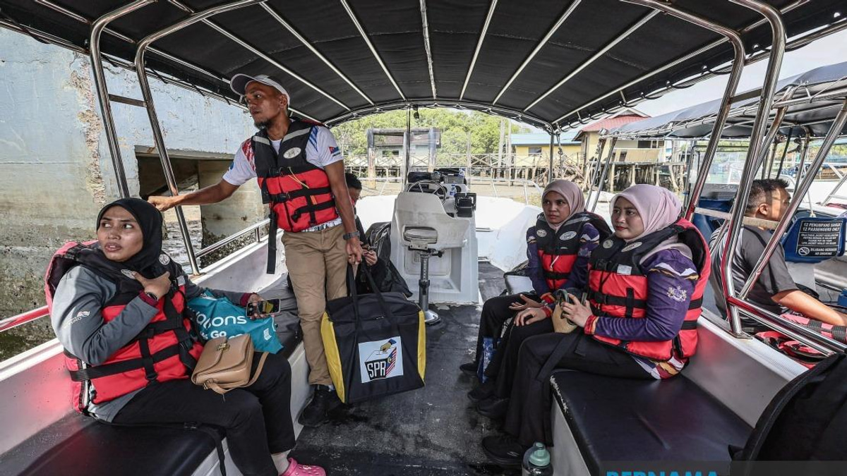 Johor State Election Sparks Economic Activity Among Small Business Operators