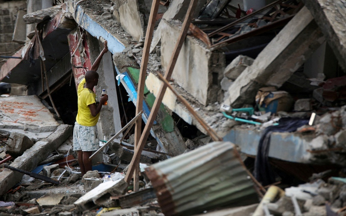 Colombia Battles Dual Crisis as Wildfires Rage Across Nation Following Devastating Earthquake