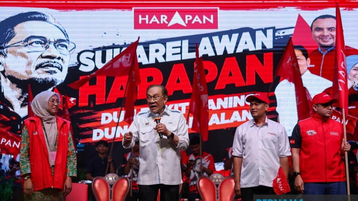 Johor Election Offers Youth Chance to Pick Leaders Focused on Their Future, Anwar Says