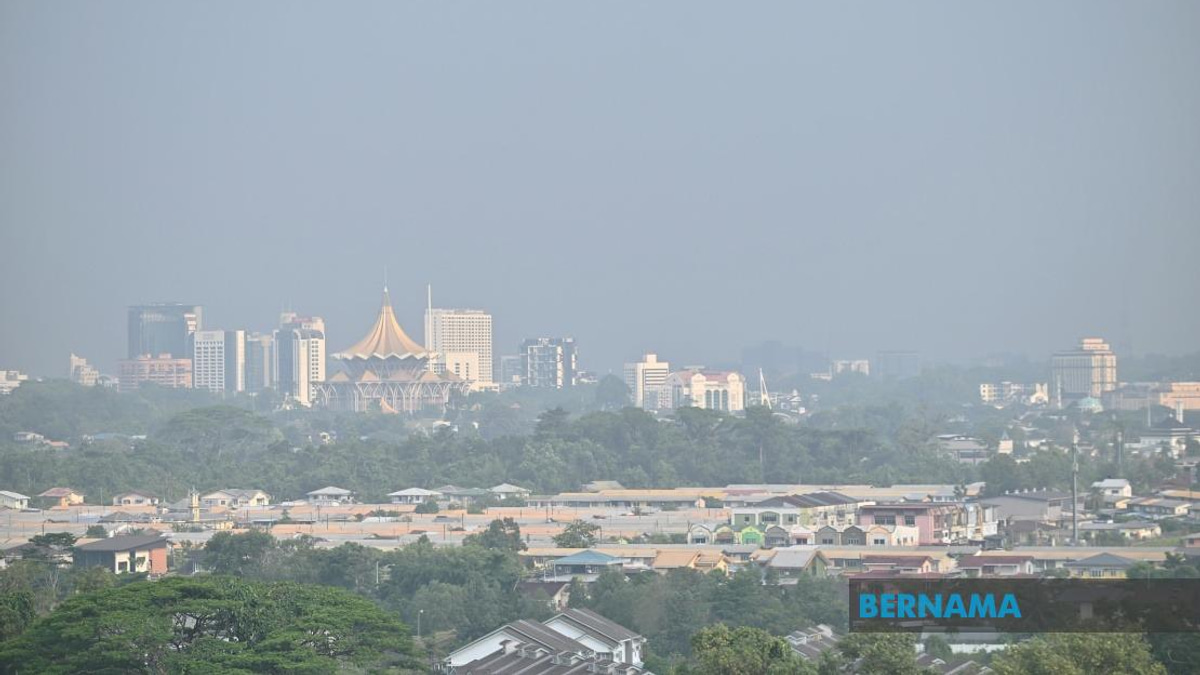 Transboundary Haze to Blanket 19 Sarawak Districts as Air Quality Deteriorates