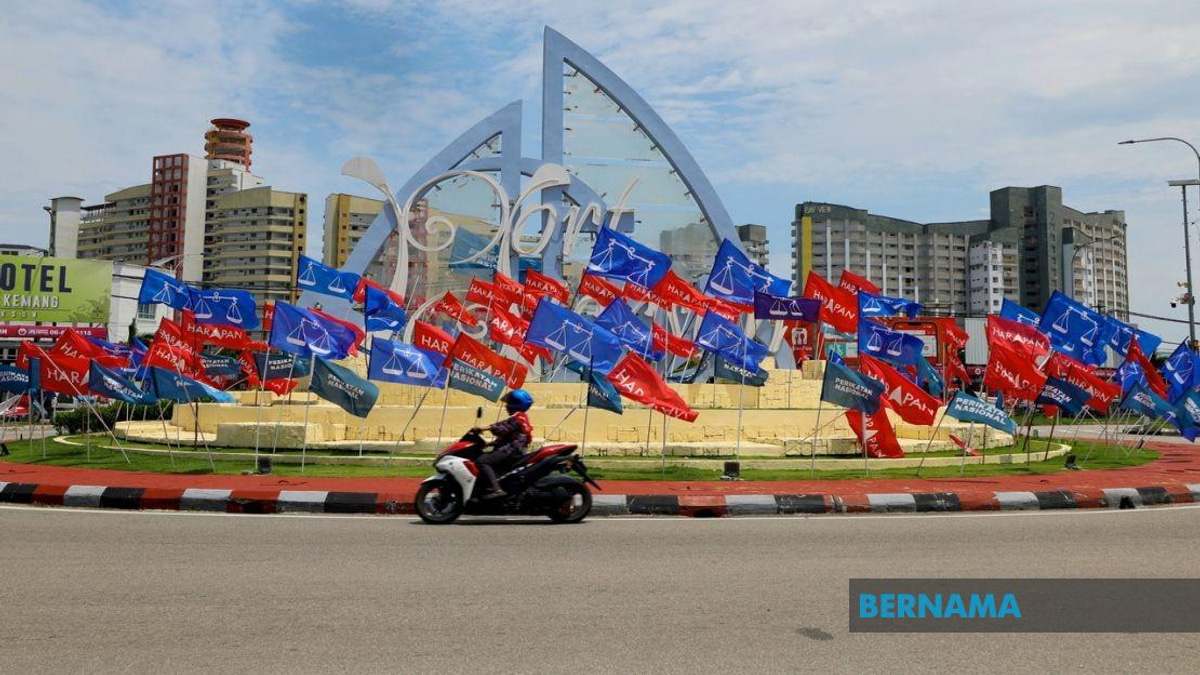 Negeri Sembilan Voters Face Clear Skies Turning to Storms on Election Day