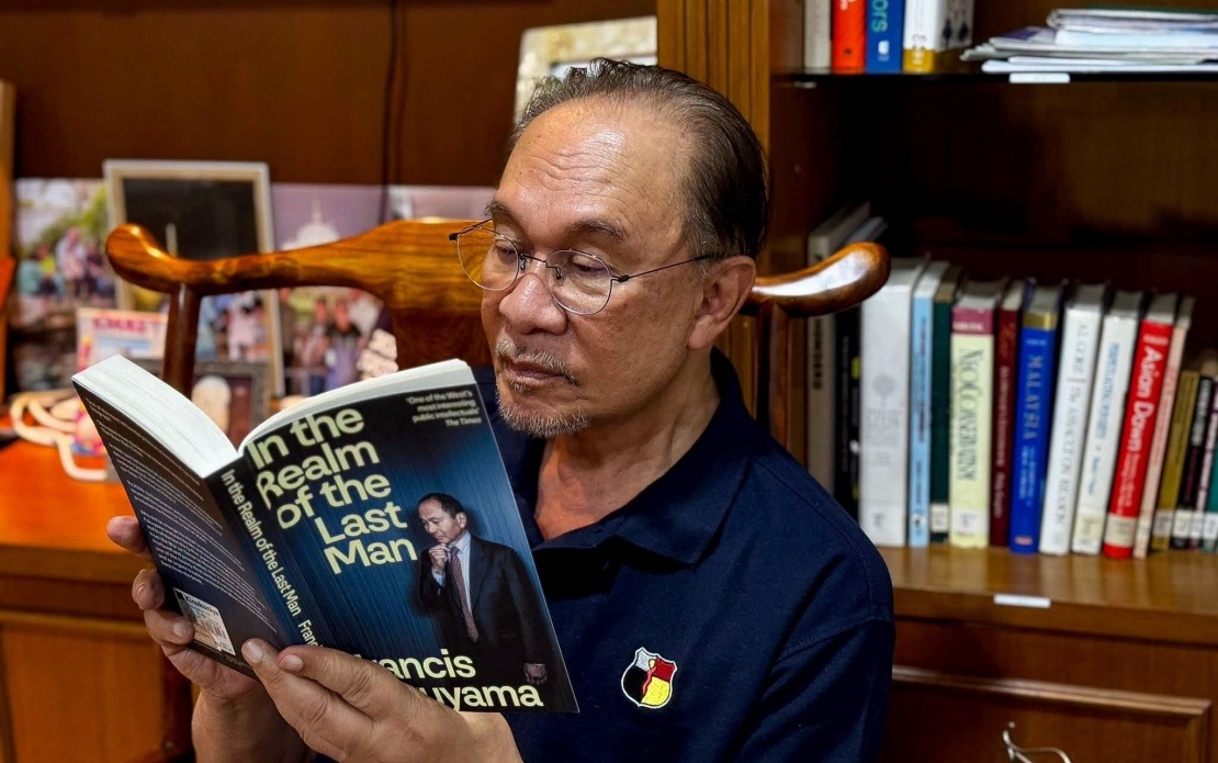 PM Anwar Ibrahim Discharged After Hernia Surgery