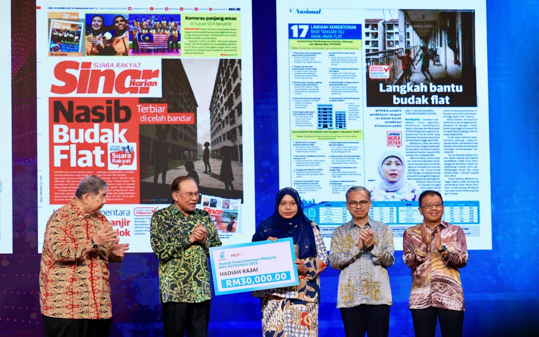 Strong Democracy Requires Ethical, Independent Media, Says Communications Minister