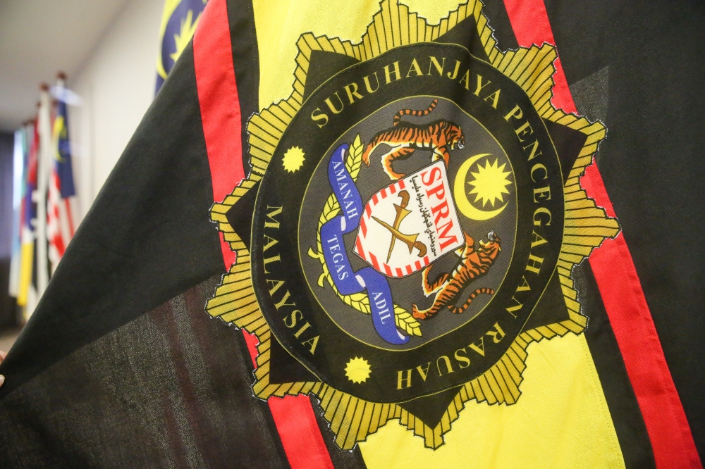 MACC Detains Former Estate Manager in RM8 Million Rubber Sapling Supply Probe Tied to Tabung Haji Scandal