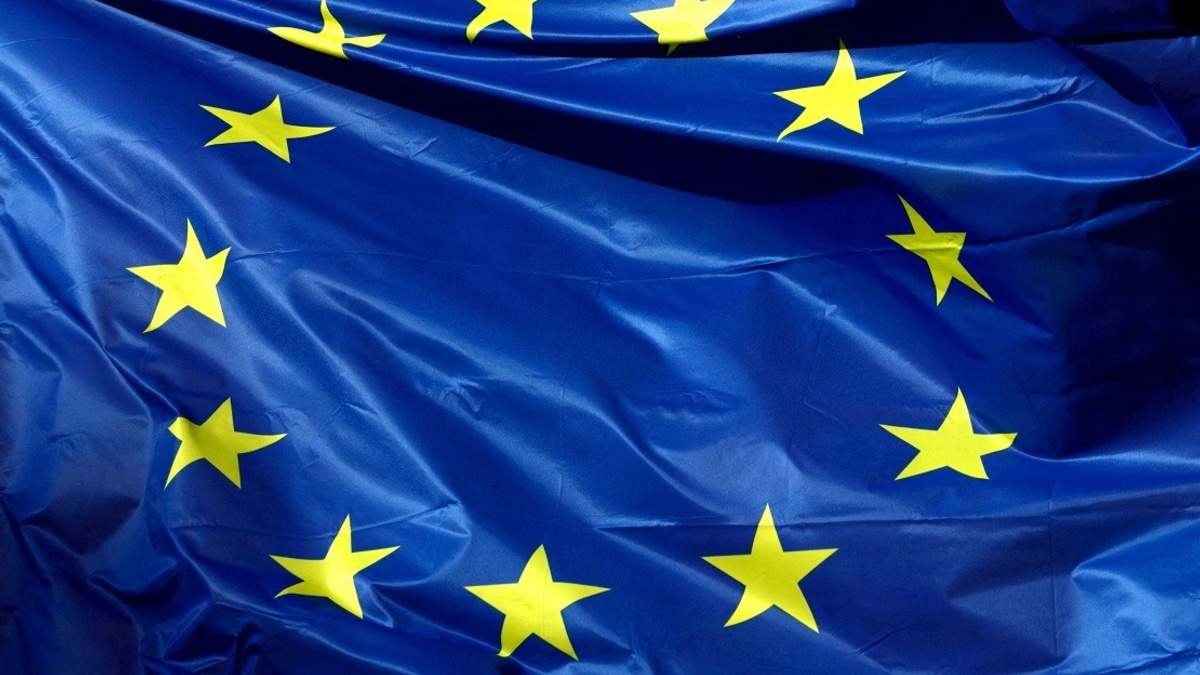 Trump Threatens EU With Tariffs Over Tech Company Fines