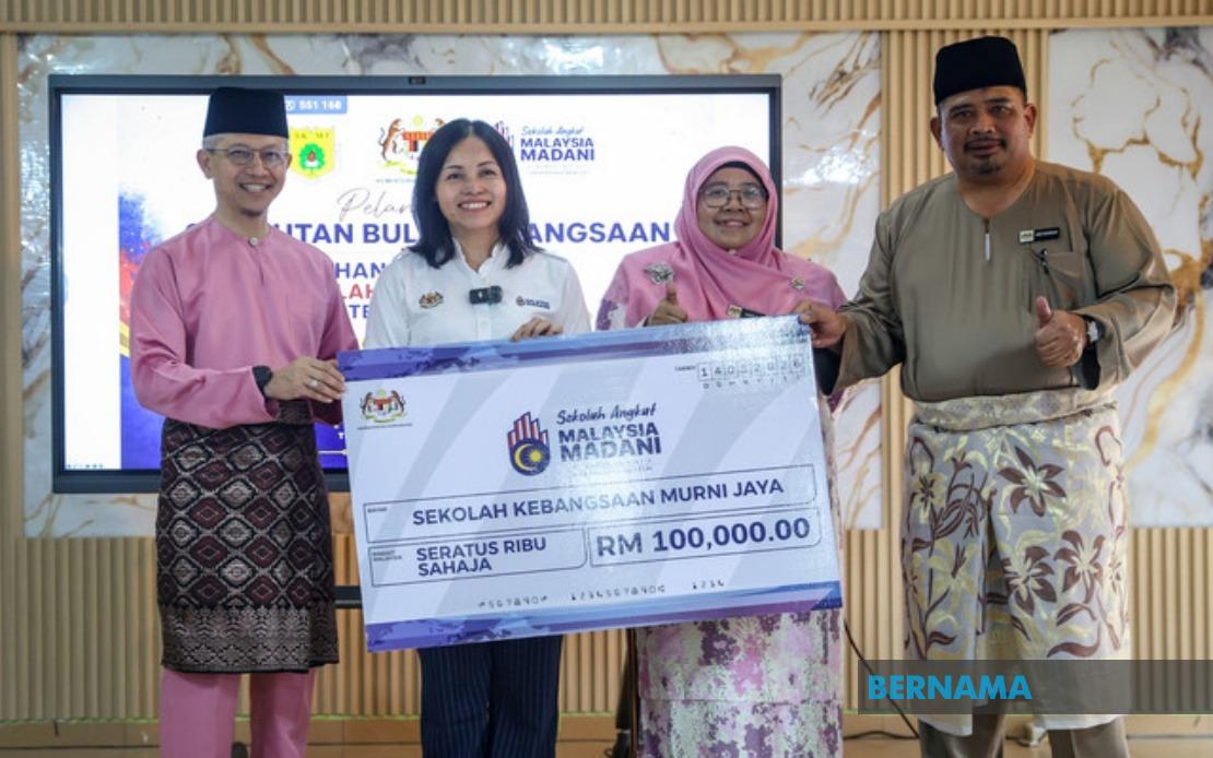 SK Murni Jaya Receives RM100,000 from Ministry of Communications to Upgrade School Facilities