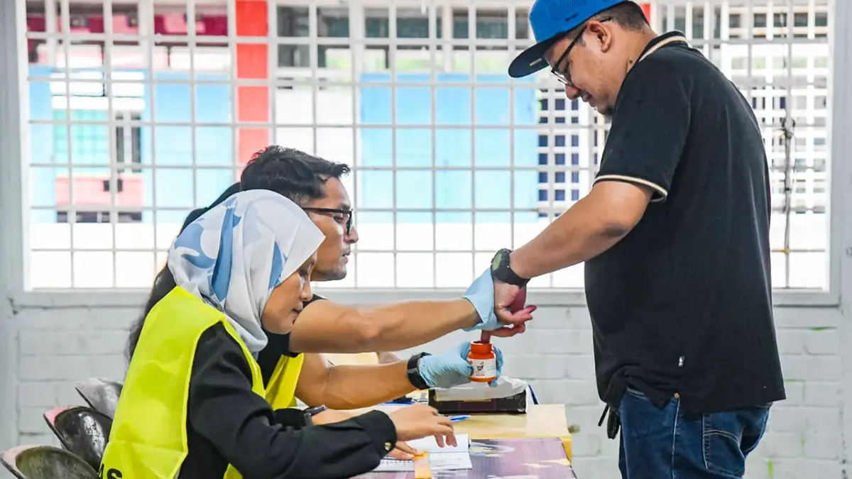 Ethnic composition, not youthful demographics, explains BN's youth appeal, says DAP's Ong