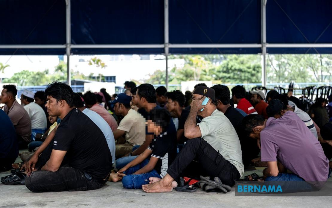 Malaysia to Release Initial Myanmar Refugee Data by Year-End