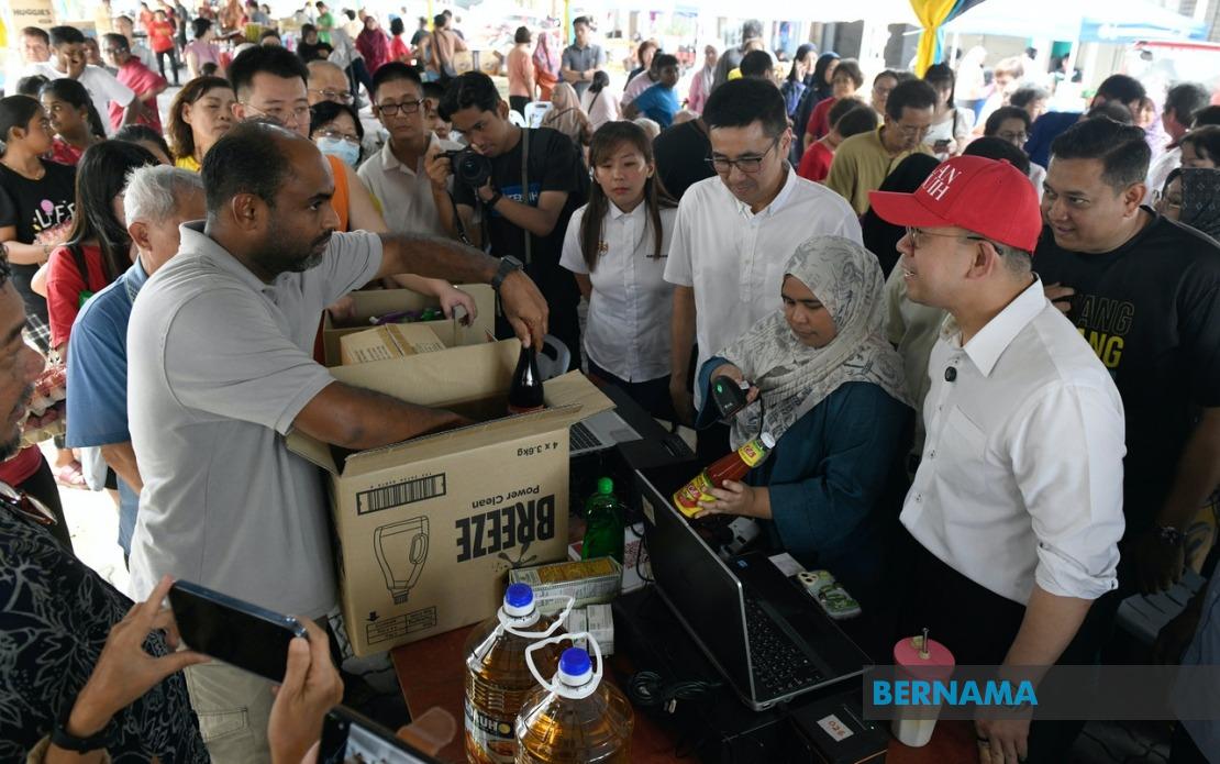 Government Doubles Down on MSME Support as Retail Sector Surges Past RM175 Billion