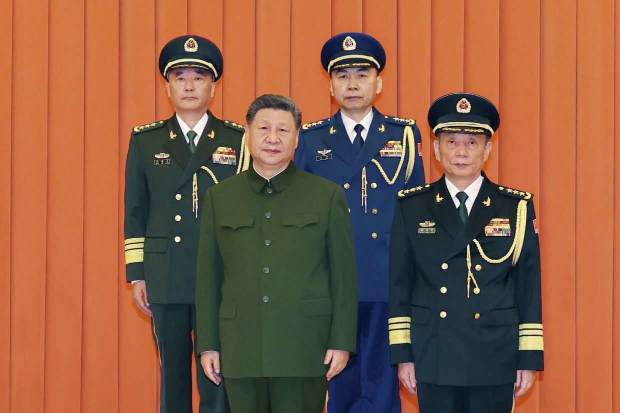 China Promotes Two Military Officers to General Rank Amid Anti-Corruption Reshuffles