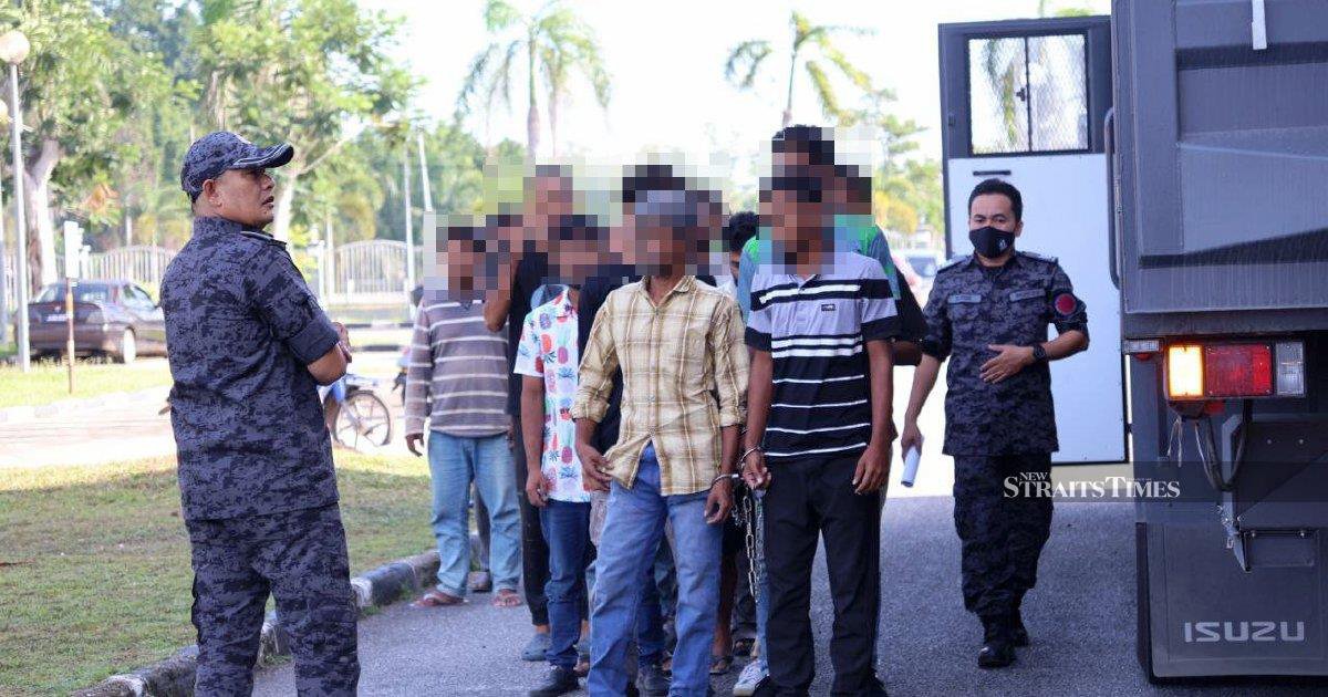 Kelantan Court Penalizes 19 Undocumented Migrants for Immigration Violations